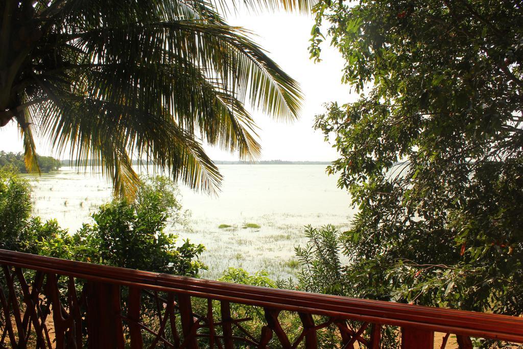Wila Safari Hotel Tissamaharama Zimmer foto