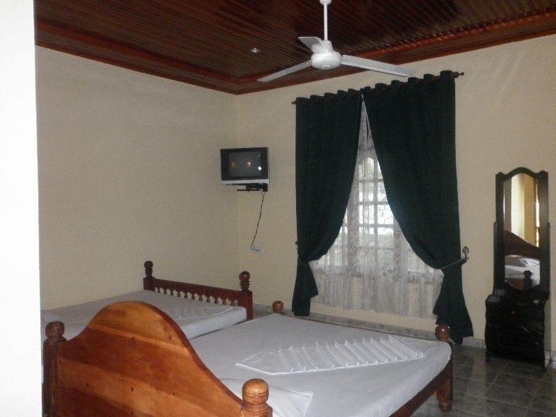 Wila Safari Hotel Tissamaharama Exterior foto